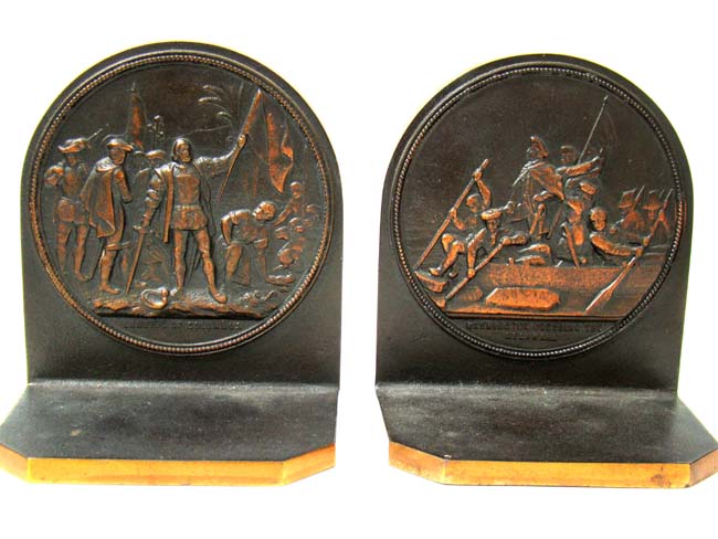 A pair of Antique Bookends circa 1930 depicting Washington Crossing the Delaware and Columbus Discovering America — image 3